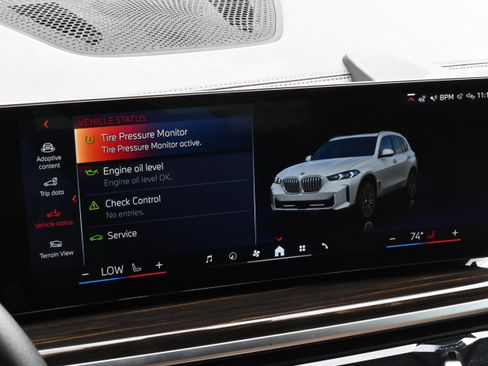 Certified 2025 BMW X5 xDrive40i w/ Premium Package image 33