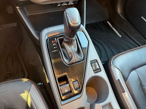 Used 2024 Subaru Crosstrek 2.5i Limited w/ Crosstrek Mirror Package image 25