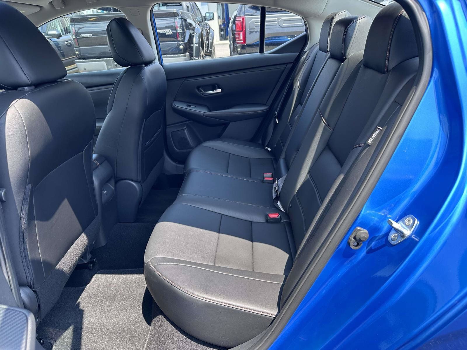 Used 2023 Nissan Sentra SR w/ SR Premium Package FWD image 14