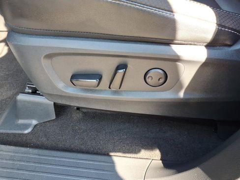 Certified 2024 Nissan Pathfinder SL AWD/4WD image 17