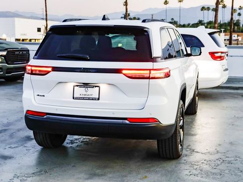 New 2026 Jeep Grand Cherokee Limited w/ Limited Altitude Package image 8