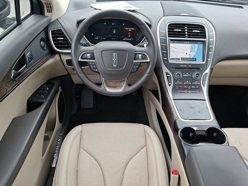 Used 2020 Lincoln Nautilus Reserve w/ Equipment Group 201A FWD image 13