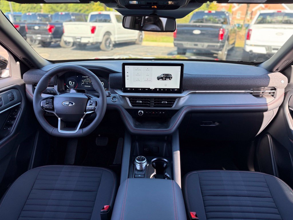 New 2027 Ford Explorer ST-Line w/ Premium Package AWD/4WD image 2
