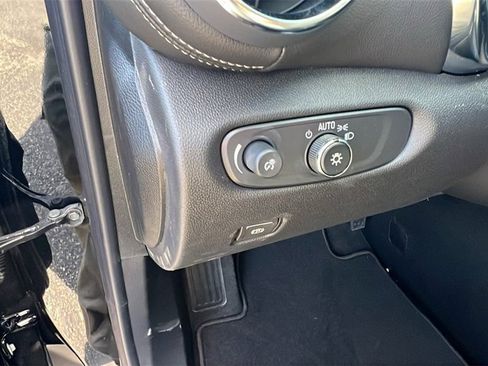 New 2026 Chevrolet Blazer LT image 19