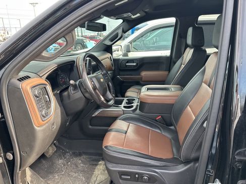 Used 2021 Chevrolet Silverado 1500 High Country w/ Safety Package II image 7