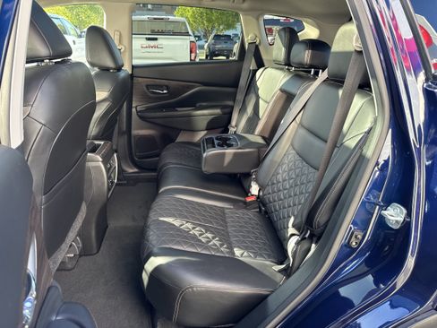 Used 2023 Nissan Murano Platinum AWD/4WD image 13
