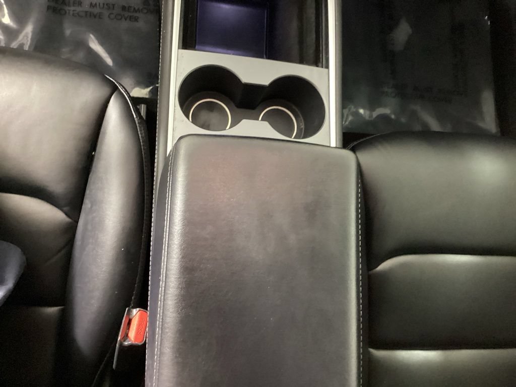 Used 2022 Tesla Model Y Performance AWD/4WD image 19