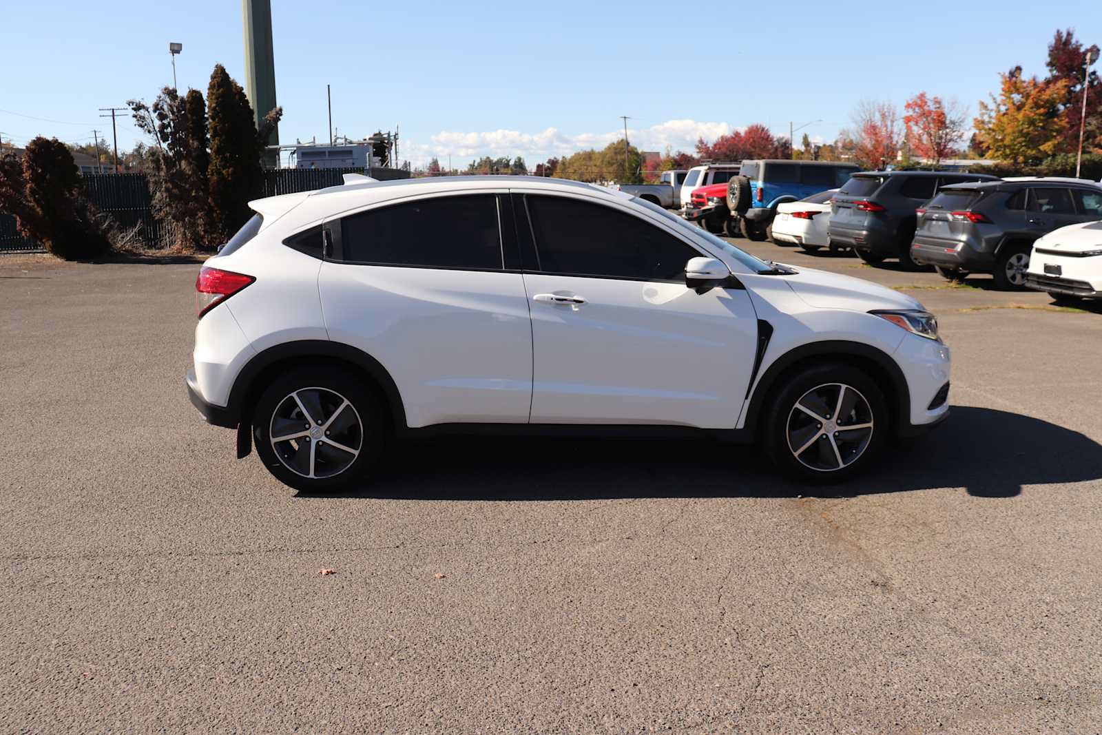 Used 2022 Honda HR-V EX image 4