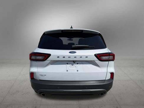Used 2025 Ford Escape ST-Line w/ Tech Pack #1 FWD image 8