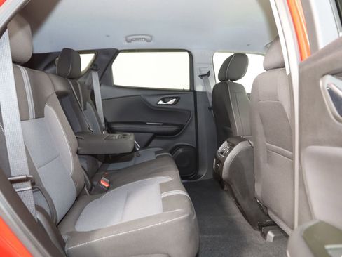 Used 2024 Chevrolet Blazer LT w/ Convenience Package FWD image 13