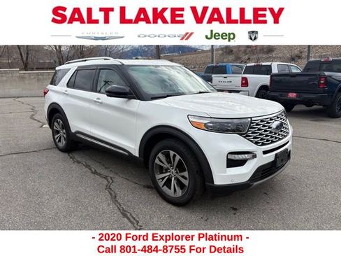 Used 2020 Ford Explorer Platinum w/ Premium Technology Package image 6