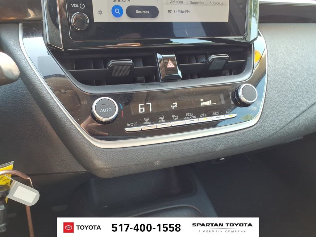 Used 2024 Toyota Corolla LE FWD image 22