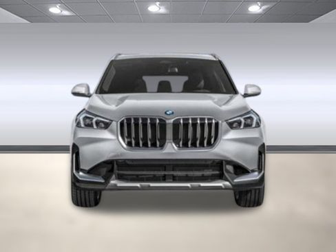 Used 2025 BMW X1 xDrive28i w/ Convenience Package image 4