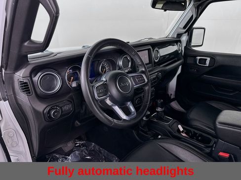 Used 2021 Jeep Wrangler Unlimited Sahara image 15