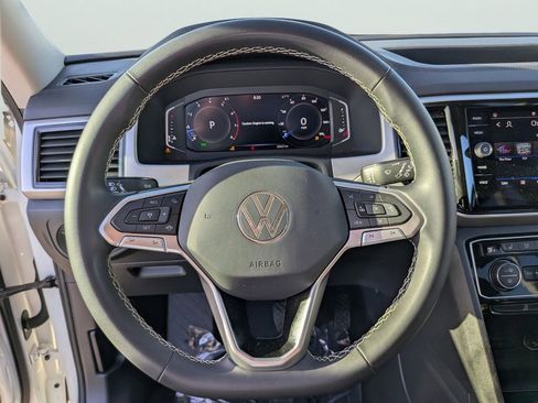 Used 2023 Volkswagen Atlas SE w/ Black Wheel Package FWD image 27