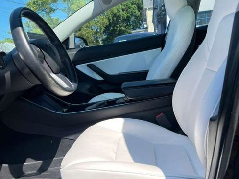 Used 2019 Tesla Model 3 Standard Range Plus RWD image 21