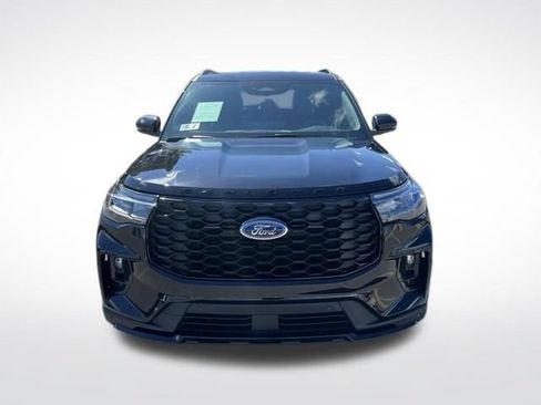 Certified 2025 Ford Explorer ST-Line RWD image 2