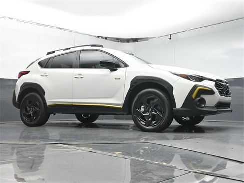 Certified 2025 Subaru Crosstrek 2.5i Sport w/ Crosstrek Mirror Package image 33