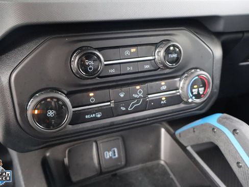 Used 2022 Ford Bronco Black Diamond AWD/4WD image 20