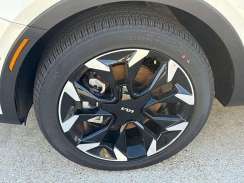 New 2026 Kia Sorento SX image 4