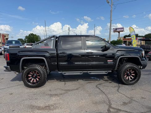 Used 2016 GMC Sierra 1500 SLT w/ All Terrain X Package AWD/4WD image 17