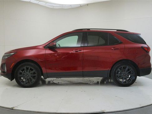 Used 2023 Chevrolet Equinox RS image 4