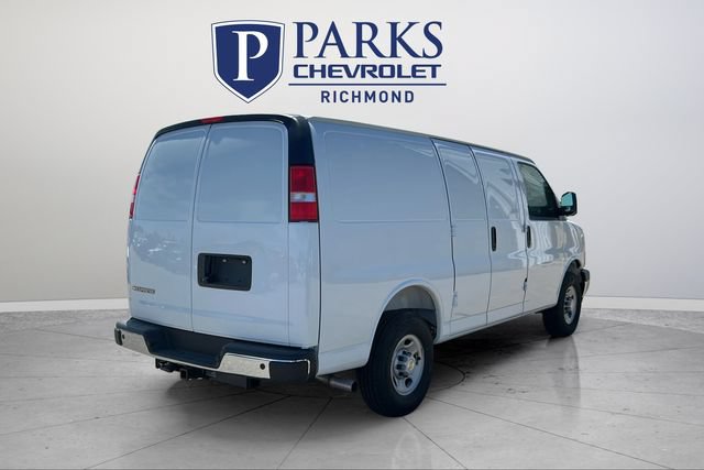 New 2025 Chevrolet Express 2500 w/ Driver Convenience Package RWD image 9