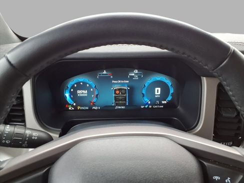 Used 2025 Ford Bronco Outer Banks image 11