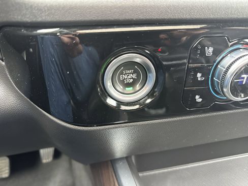 Certified 2023 GMC Sierra 1500 SLT w/ SLT Premium Package image 17