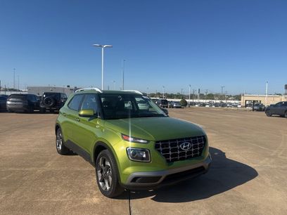 Used 2024 Hyundai Venue SEL