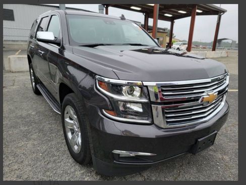 Used 2017 Chevrolet Tahoe Premier AWD/4WD image 5