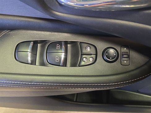 Certified 2022 Nissan Murano SL w/ SL Moonroof Package image 28