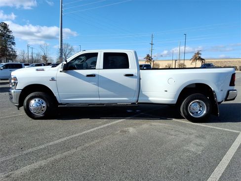 Used 2026 RAM 3500 Tradesman image 8