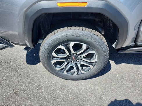 New 2025 GMC Canyon AT4 w/ Nightfall Edition image 5