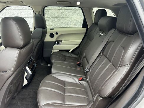 Used 2017 Land Rover Range Rover Sport Supercharged image 12
