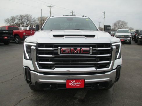 Certified 2025 GMC Sierra 3500 SLE w/ SLE Value Package image 12