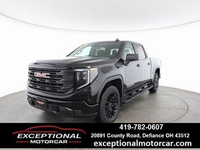 Used 2023 GMC Sierra 1500 Pro w/ Graphite Edition