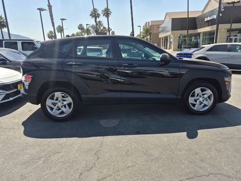 Used 2026 Hyundai Kona SE FWD image 9