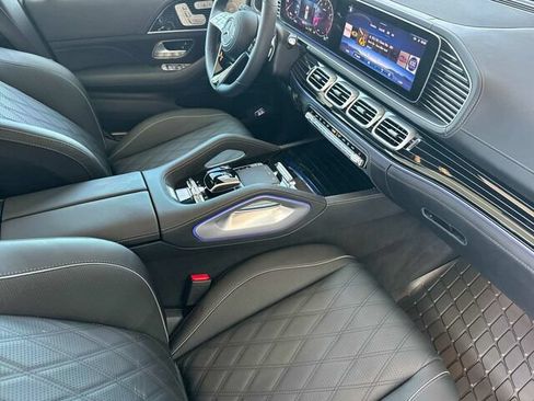 Certified 2024 Mercedes-Benz Maybach GLS 600 4MATIC image 20