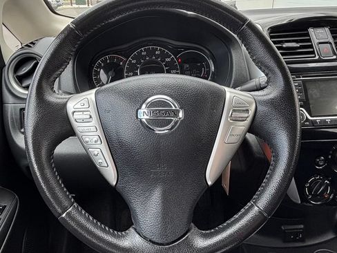 Used 2017 Nissan Versa Note SV FWD image 11