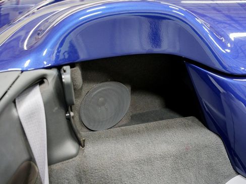 Used 2005 Chevrolet Corvette Convertible w/ Preferred Equipment Group image 15