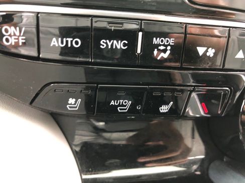 Used 2023 Acura MDX SH-AWD w/ Advance Package image 28