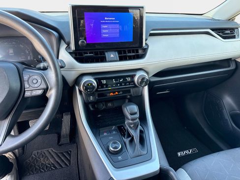 Used 2024 Toyota RAV4 XLE image 20