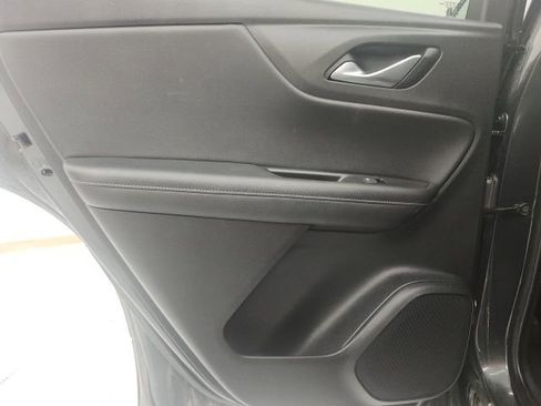 Used 2020 Chevrolet Blazer LT image 9