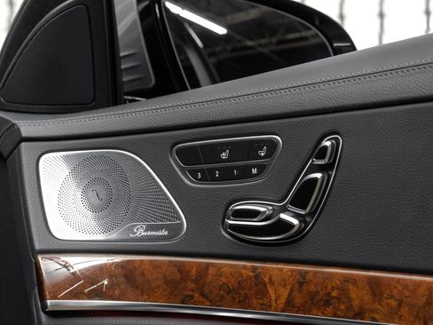 Used 2014 Mercedes-Benz S 550 Sedan image 57