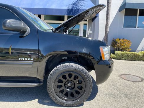 Used 2012 Chevrolet Tahoe LT AWD/4WD image 37