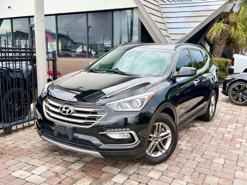 Used 2017 Hyundai Santa Fe Sport AWD/4WD image 1