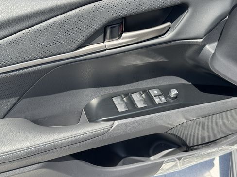 New 2026 Toyota Camry XSE FWD image 18