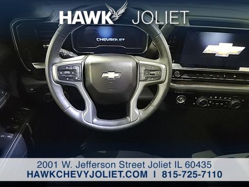 Used 2024 Chevrolet Silverado 1500 LT image 15