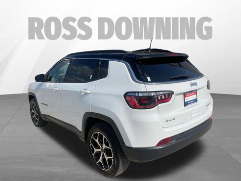 Used 2025 Jeep Compass Limited AWD/4WD image 6